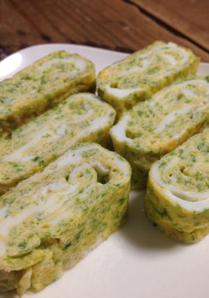 A picture of Tamagoyaki (Japanese omelette).