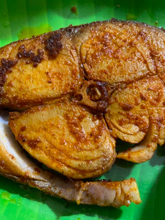 வஞ்சரம் மீன் ப்ரை (Vanjaram meen fry recipe in tamil) செய்முறை முக்கிய புகைப்படம்