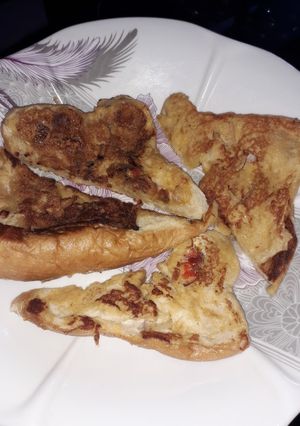 A picture of Fried egg and bread.
