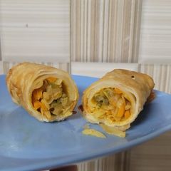 A picture of Veg spring roll.