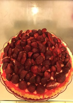A picture of Strawberry pie.