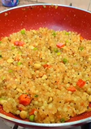 साबूदाना खिचड़ी (Sabudana khichdi recipe in hindi) रेसिपी मुख्य फोटो
