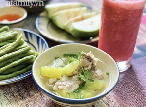 Hình của món Canh Bí Xanh Nấu Xương Heo.