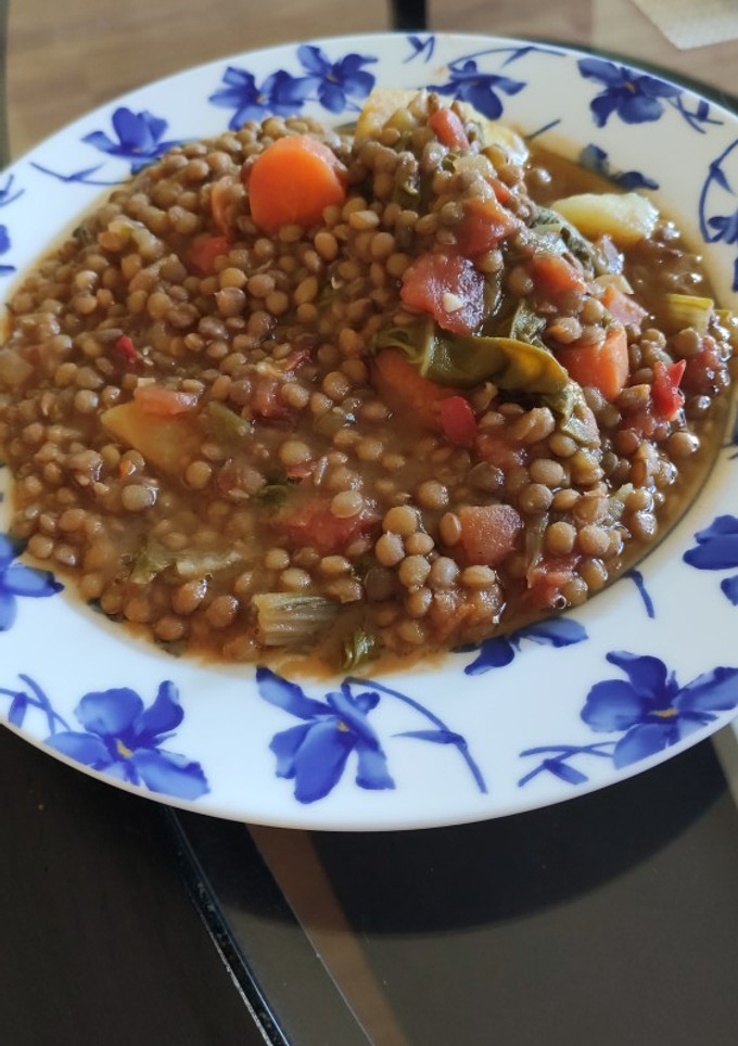 Una foto de Lentejas con verduras