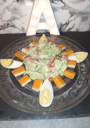 Une photo de Avocat tomate à la mayonnaise