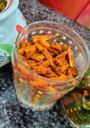 A picture of Instant carrot pickle.