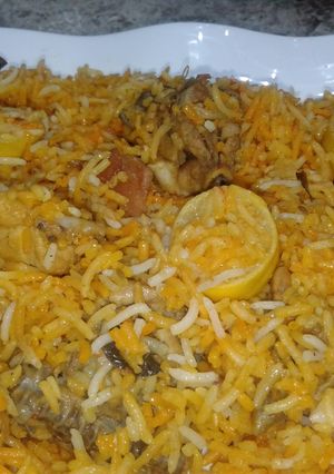 A picture of Chicken Baryani.