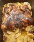 Κοτόπουλο ανοιγμένο με πατάτες στο φούρνο με λεμονάδα