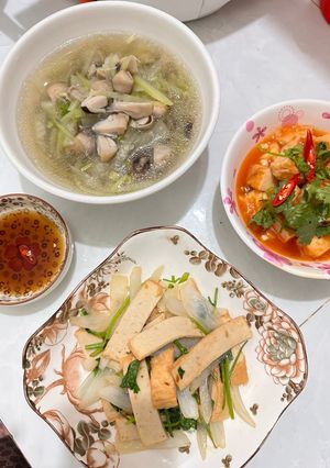 Hình của món Mâm cúng chay ngày rằm.