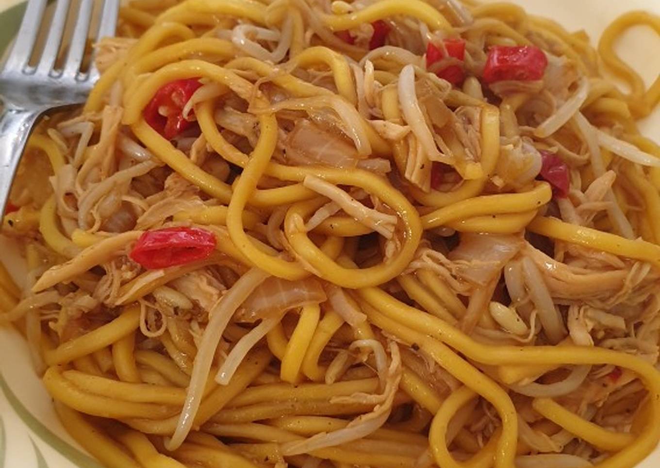 Easy Chicken Noodles