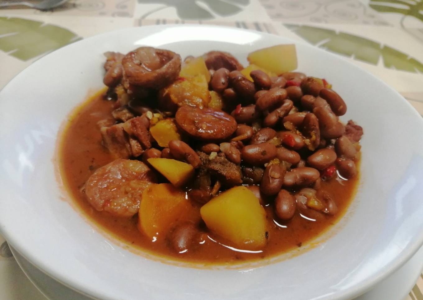 Cazuela de porotos de frutilla
