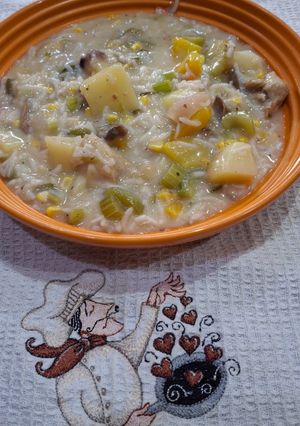 A picture of Creamy Chicken Alfredo Soup Recipe.