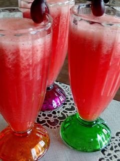 વોટરમેલન કૂલર રેસીપી મુખ્ય ફોટો