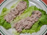 Ensalada de atún con pepinillos
