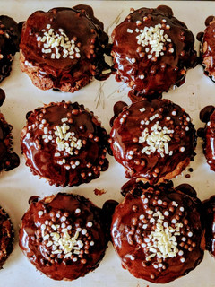 A picture of Tripe chocolate raspberry muffins 🍫.