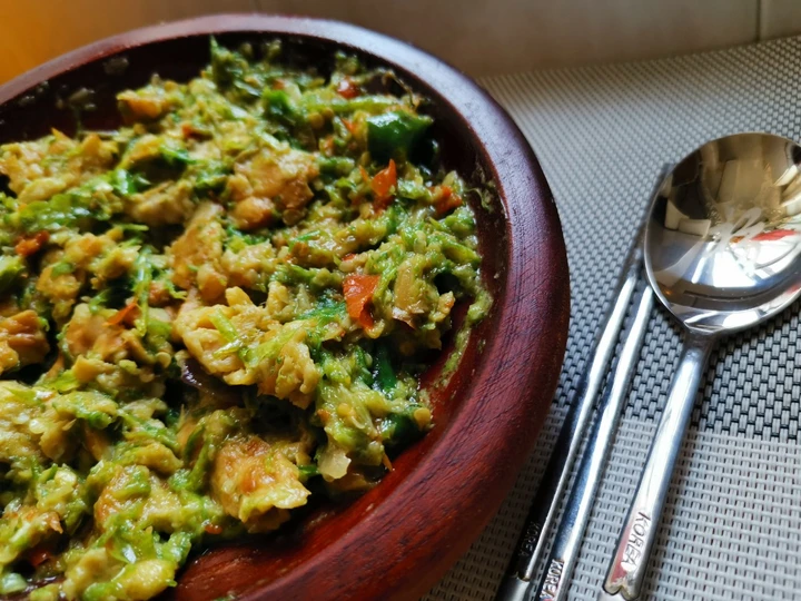 Cara Gampang Membikin Resep Tempe penyet sambel ijo yang Lezat Sekali Anti Ribet, Menggugah Selera