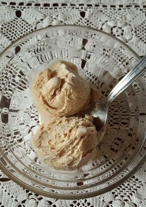 Φωτογραφία της συνταγής Παγωτό καραμέλα με μαύρη ζάχαρη