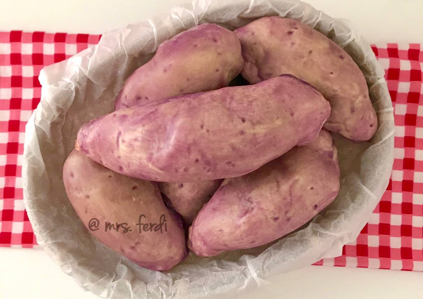 Korean Sweet Potato Bread