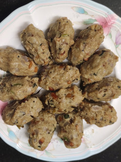 திணை காரக் கொழுக்கட்டை(Foxtail Millet Dumpling) (Thinai kaara kolukattai recipe in tamil) செய்முறை முக்கிய புகைப்படம்