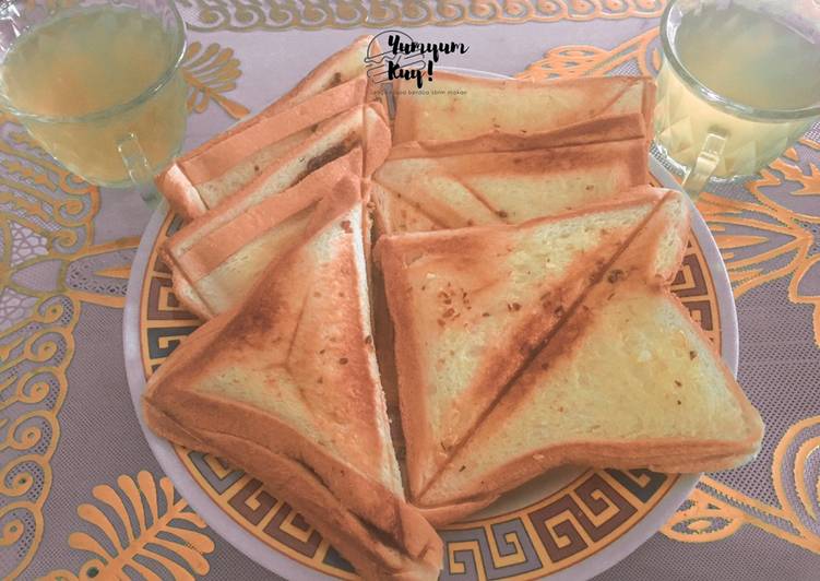 Resep Garlic Bread Roti Tawar using Toaster yang Menggugah Selera