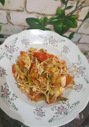 Foto resep Orak-arik telur toge & tomat