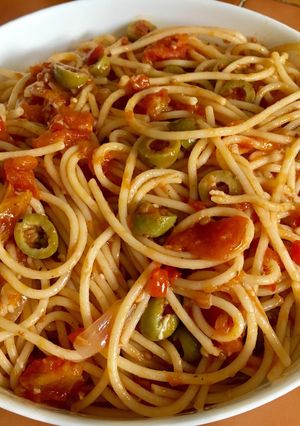 A picture of The Tomato Sauce.