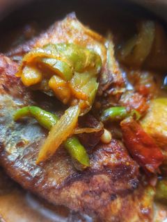 মাছের তরকারি(maacher torkari recipe in Bengali) রেসিপির প্রধান ছবি