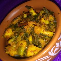 A picture of Spring Onion Potato Sabzi.