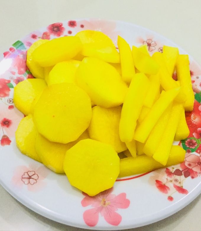 Hình của món Củ cải muối vàng kiểu Hàn Quốc.