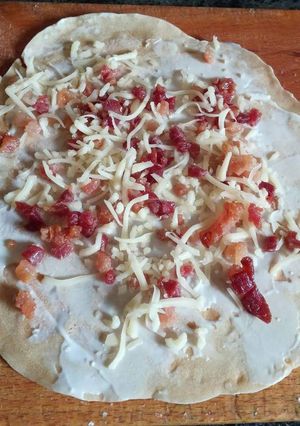 Baconos, sajtos palacsinta recept fotója