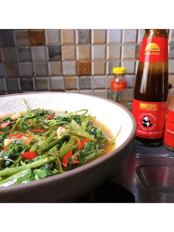 Cara Mudah Membikin Resep Cah Kangkung Saus Tiram yang Uenak Anti Ribet, Sempurna