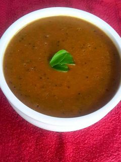 கருவேப்பிலை மிளகு குழம்பு (Karuveppilai milagu kulambu recipe in tamil) செய்முறை முக்கிய புகைப்படம்