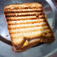 A picture of Grilled sandwich.