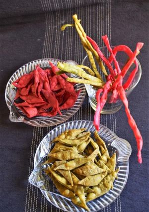 A picture of Spinach and BeetRoot Sticks.