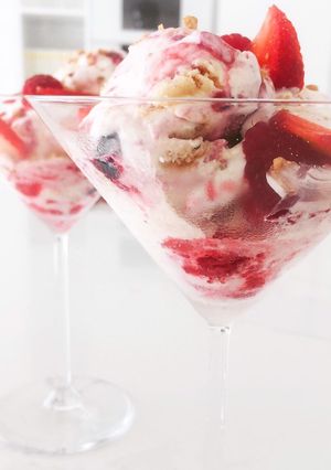 Foto de Gelado de Amareto com Frutos Silvestres