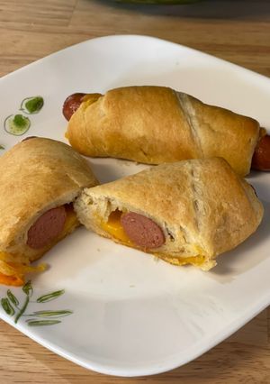 A picture of Pigs in a Blanket.