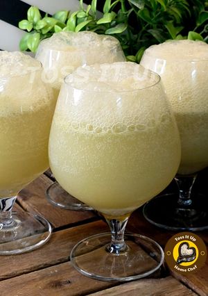 A picture of Angoori Shikanji Grapes Lemonade.