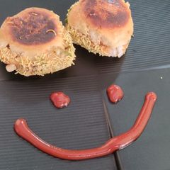A picture of Dabeli.