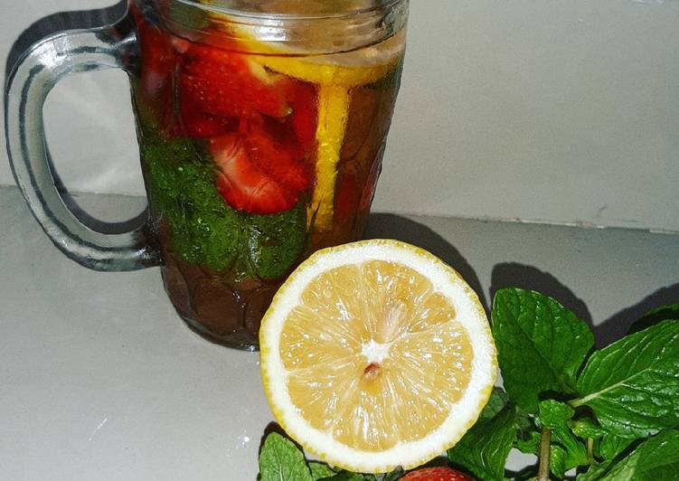 Simple Lemonade Detox