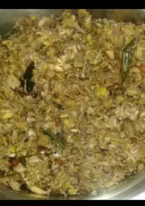 வாழைப்பூ துவட்டல் (Vaazhaipoo thuvatal recipe in tamil) செய்முறை முக்கிய புகைப்படம்