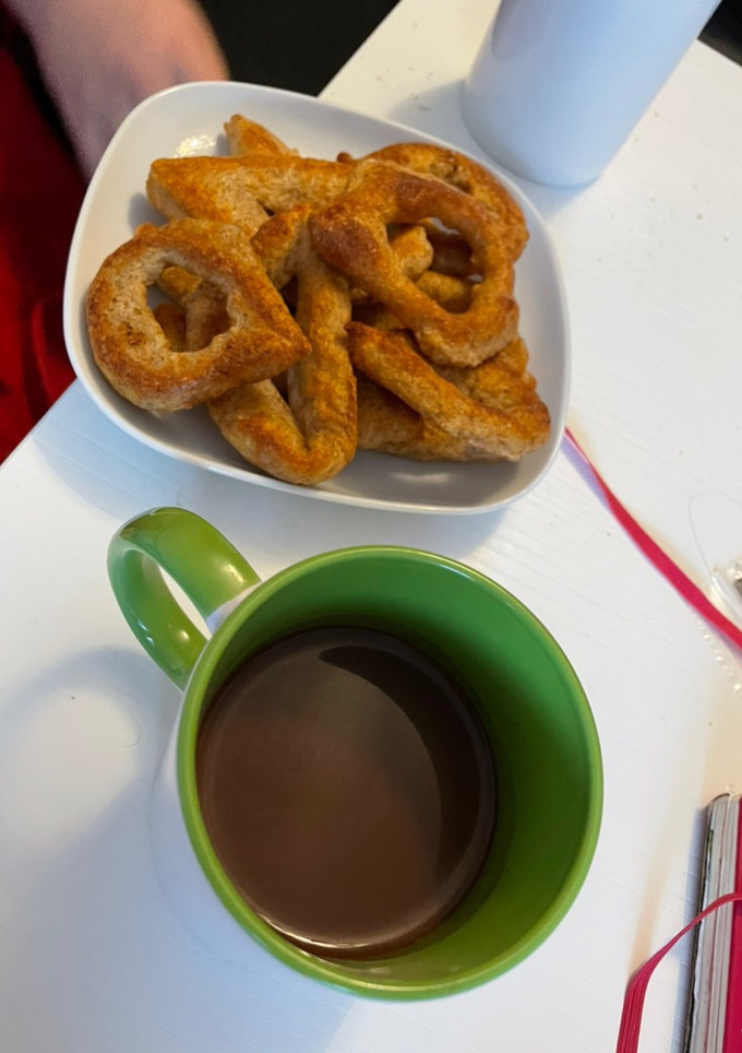 Una foto de Churros con chocolate saludables