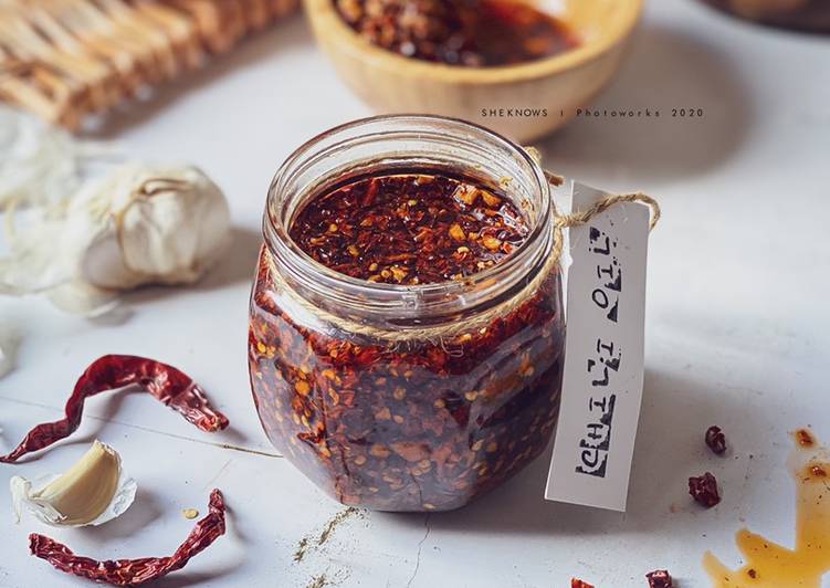 Spicy Chili Garlic Oil