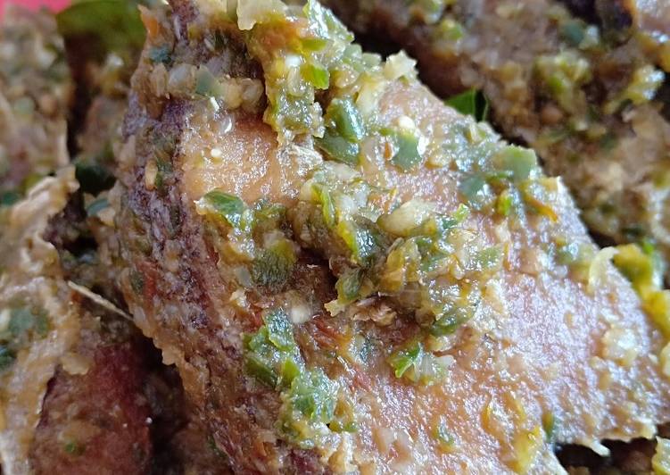 Resep Ikan Goreng Sambal Ijo Pedas Dower yang Bikin Ngiler