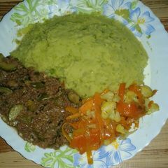 Mashed potatoes and peas,fried minced meat and fried vegies A picture of Mashed potatoes and peas,fried minced meat and fried vegies.
