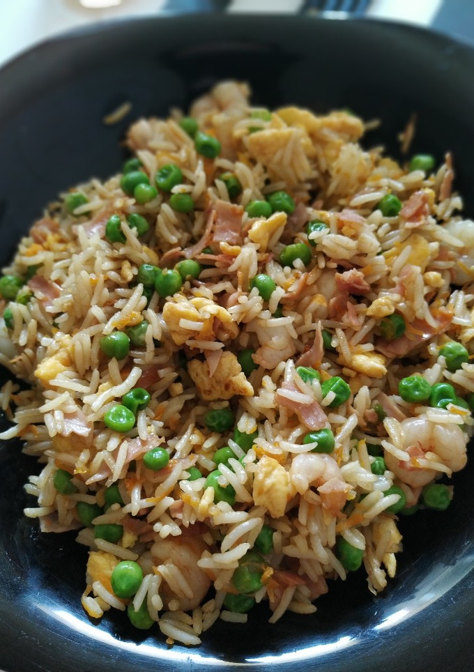 Una foto de Arroz tres delicias