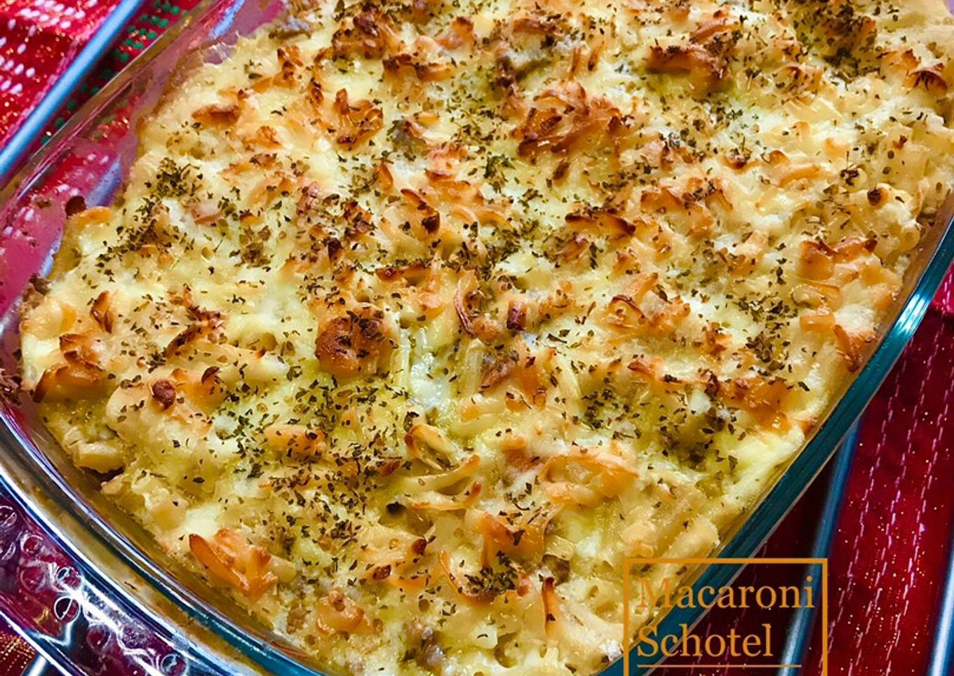 Cheesy Macaroni Schotel