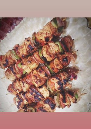 A picture of Chicken Shashlik Sticks.