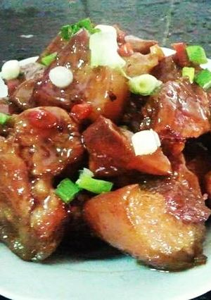 Hình của món Chân giò kho tàu.