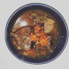 Beef bones soup A picture of Beef bones soup.
