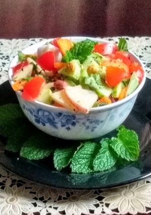 A picture of Fruit & Nut Salad with Veggies.